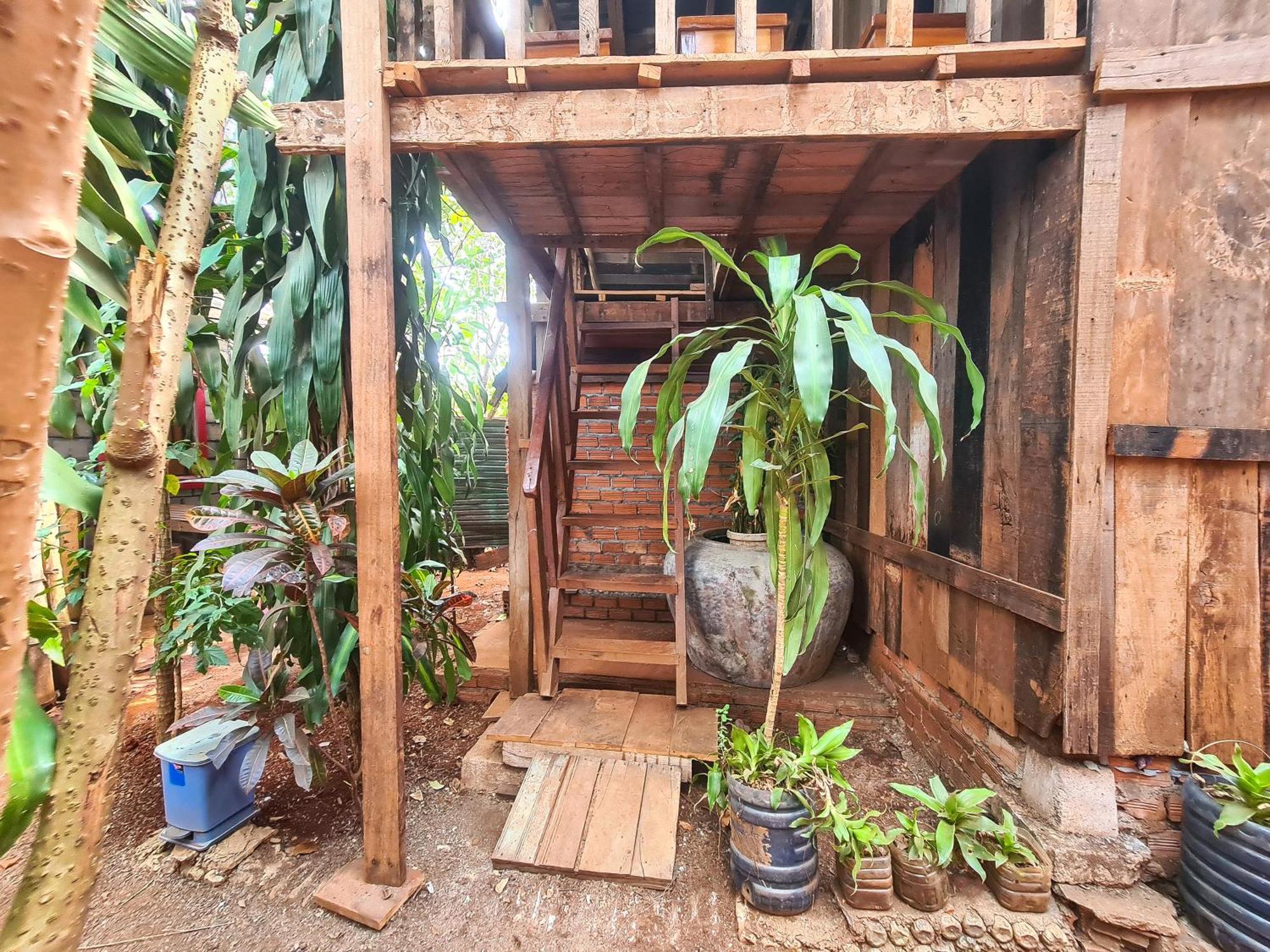 Ratanakiri Homestay & Jungle Trek Banlung Εξωτερικό φωτογραφία