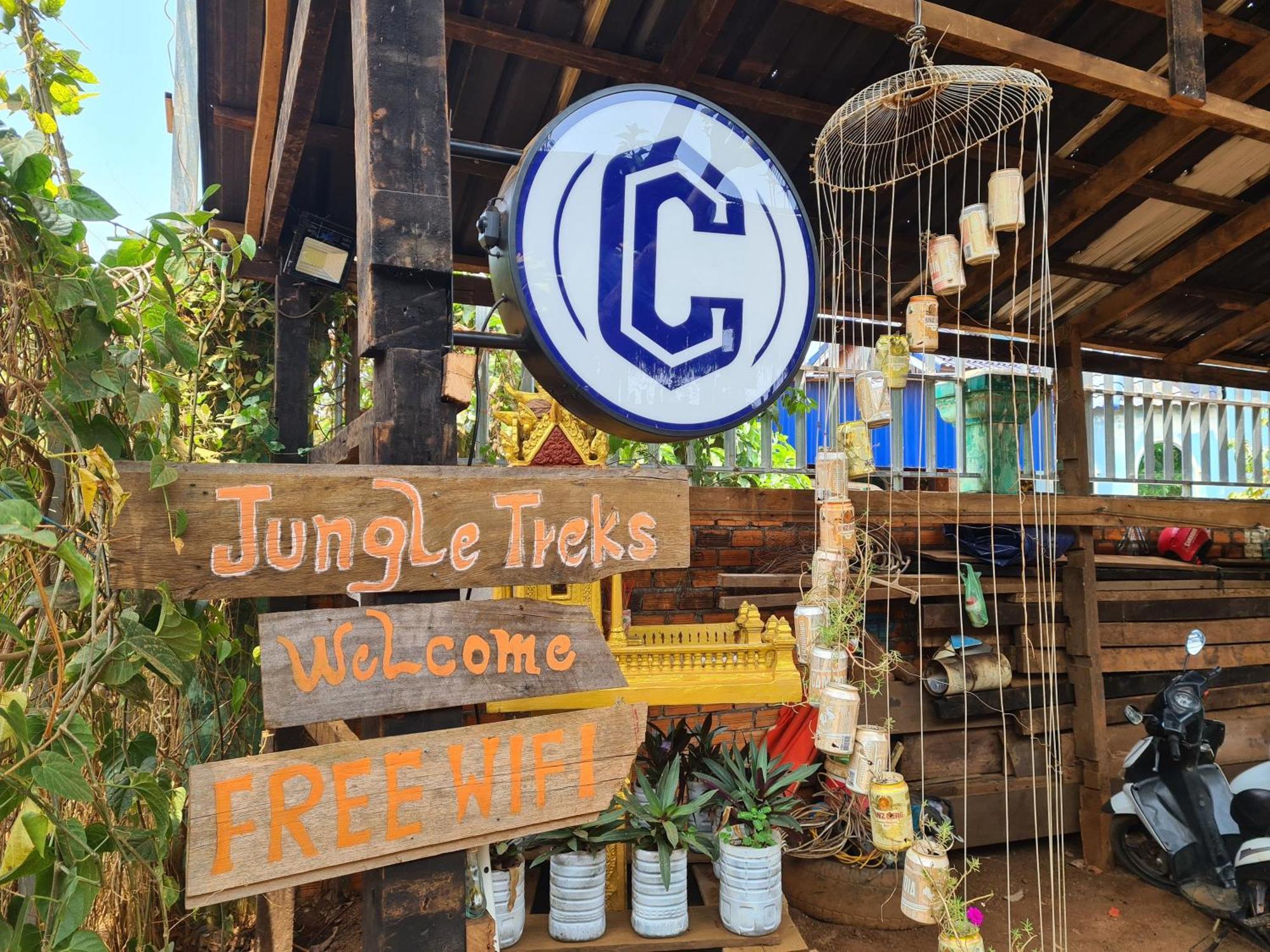 Ratanakiri Homestay & Jungle Trek Banlung Εξωτερικό φωτογραφία